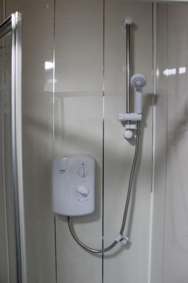 Donegal Lodgings - Apt 3 - Br En-Suite 도니골 외부 사진