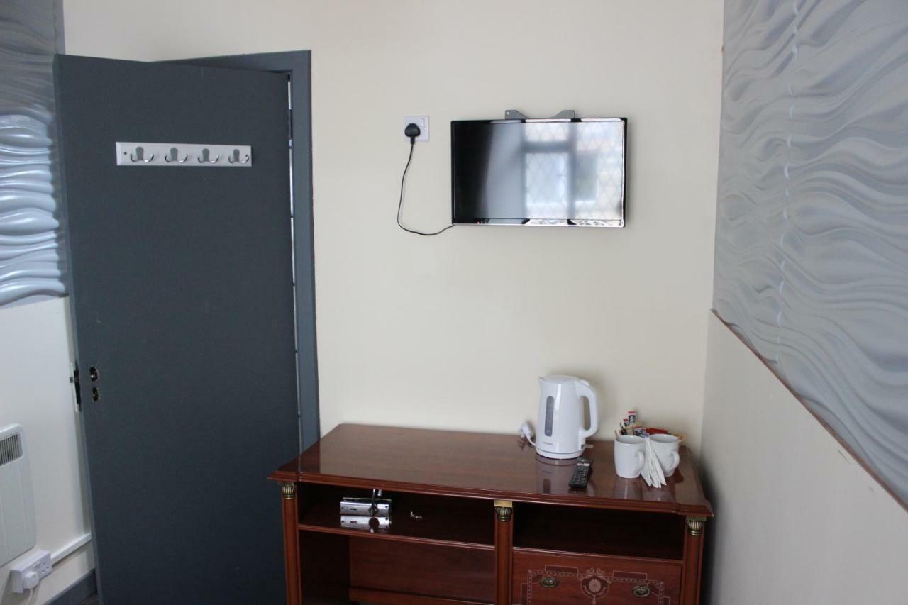 Donegal Lodgings - Apt 3 - Br En-Suite 도니골 외부 사진